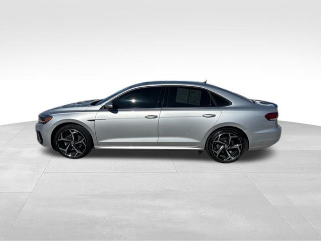 2020 Volkswagen Passat 2.0T R-Line