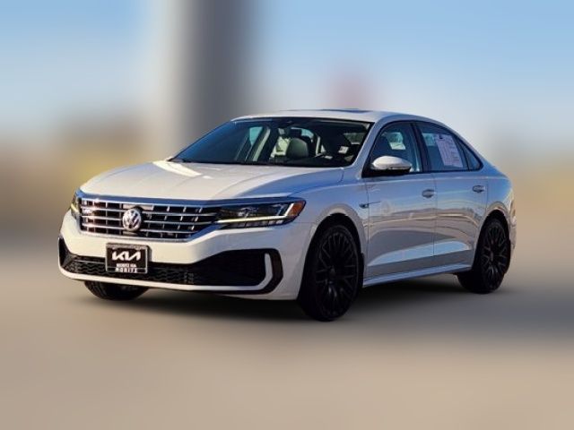 2020 Volkswagen Passat 2.0T R-Line