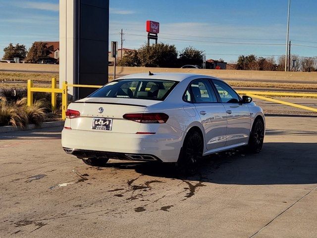 2020 Volkswagen Passat 2.0T R-Line