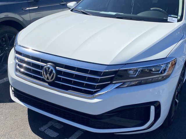 2020 Volkswagen Passat 2.0T R-Line