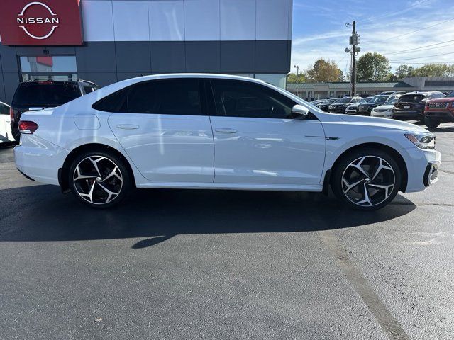 2020 Volkswagen Passat 2.0T R-Line