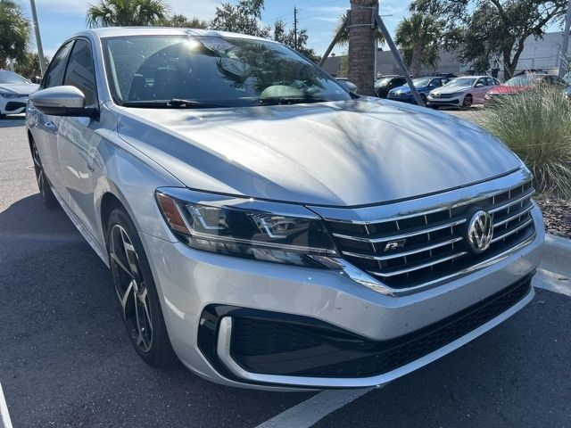 2020 Volkswagen Passat 2.0T R-Line