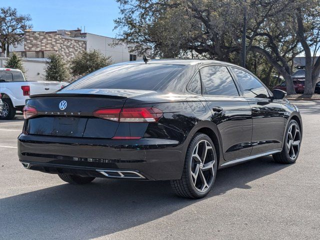 2020 Volkswagen Passat 2.0T R-Line