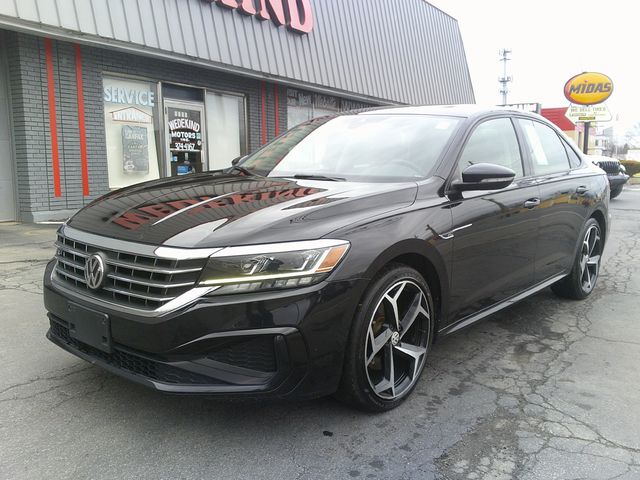 2020 Volkswagen Passat 2.0T R-Line