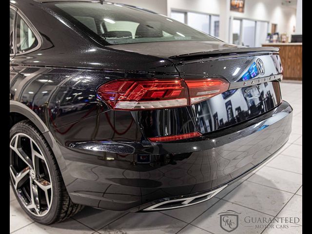 2020 Volkswagen Passat 2.0T R-Line