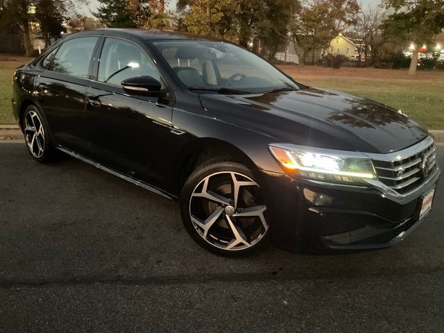 2020 Volkswagen Passat 2.0T R-Line