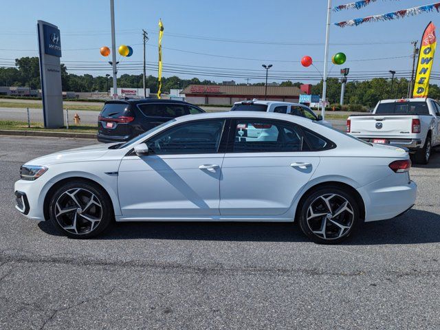 2020 Volkswagen Passat 2.0T R-Line