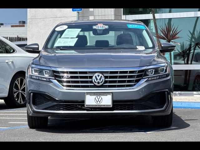 2020 Volkswagen Passat 2.0T R-Line