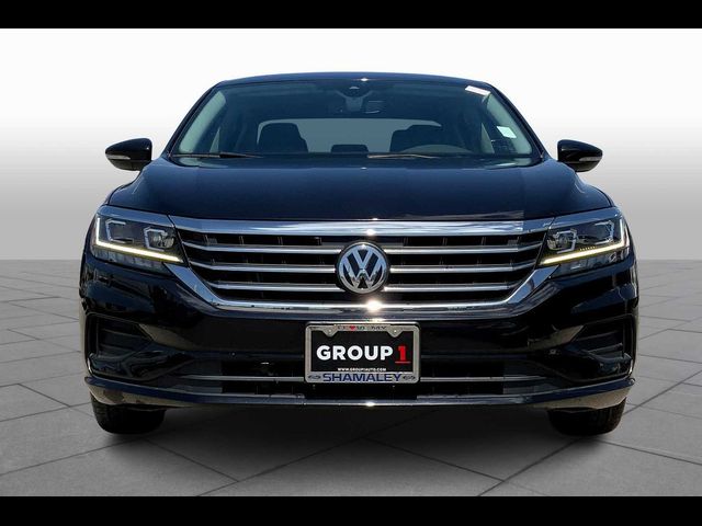 2020 Volkswagen Passat 2.0T SE