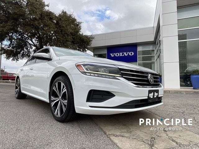 2020 Volkswagen Passat 2.0T SEL