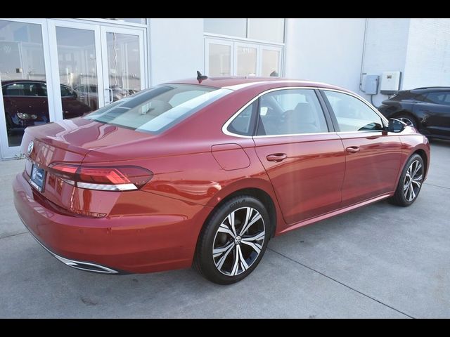 2020 Volkswagen Passat 2.0T SEL