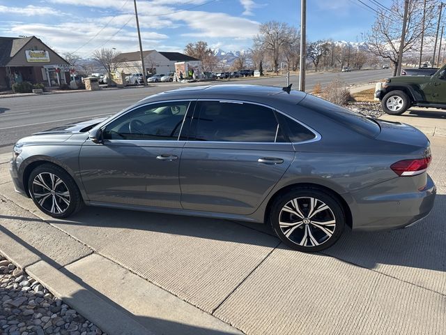 2020 Volkswagen Passat 2.0T SEL