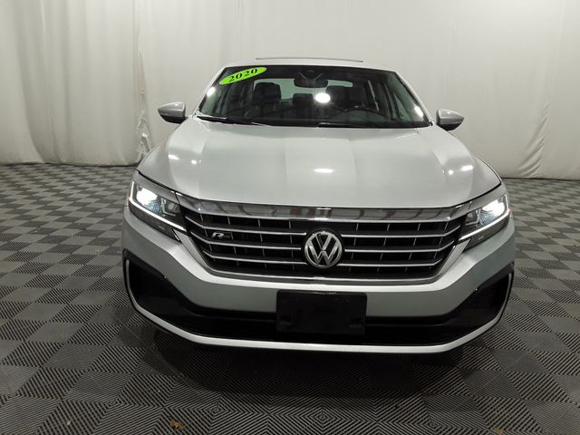 2020 Volkswagen Passat 2.0T R-Line