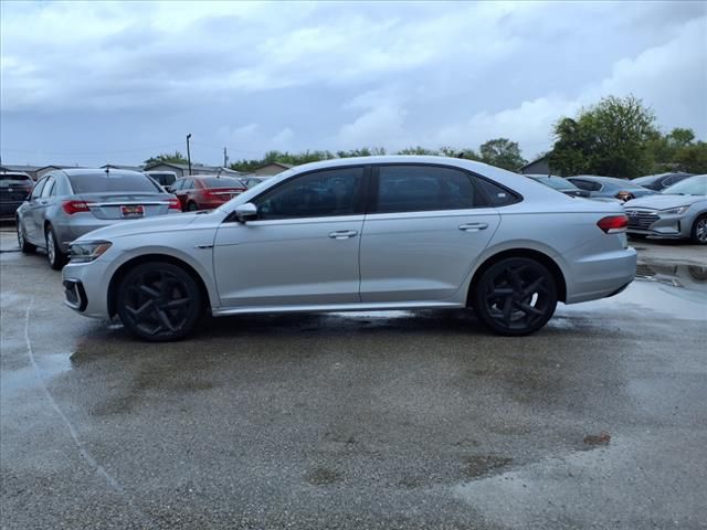 2020 Volkswagen Passat 2.0T R-Line