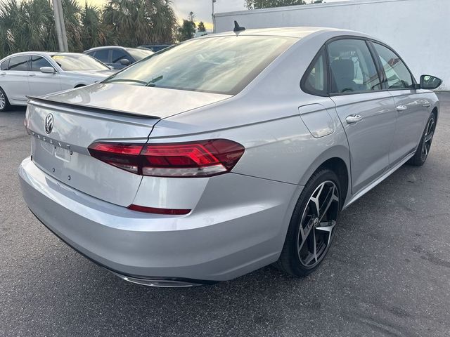 2020 Volkswagen Passat 2.0T R-Line