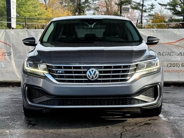 2020 Volkswagen Passat 2.0T R-Line