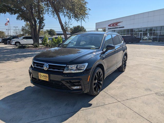 2020 Volkswagen Tiguan SE R-Line Black