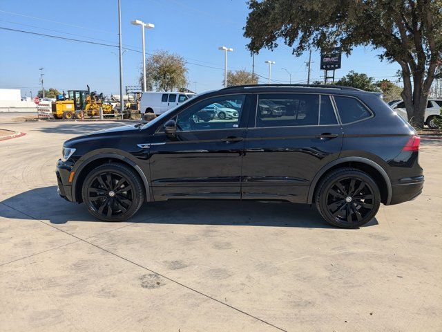 2020 Volkswagen Tiguan SE R-Line Black