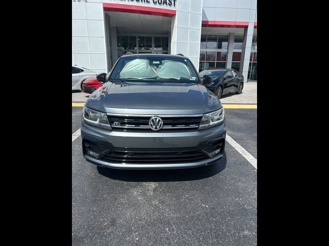 2020 Volkswagen Tiguan SE R-Line Black