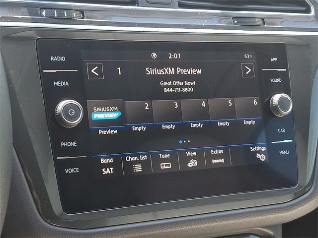 Vehicle image 16 of 30