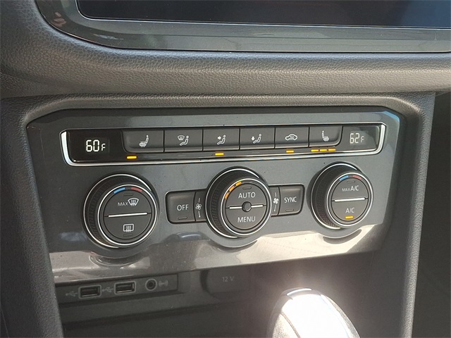 Vehicle image 15 of 30