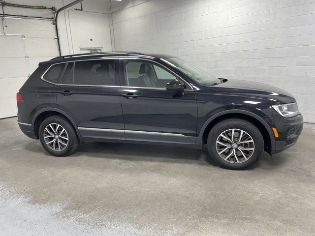 2020 Volkswagen Tiguan SE R-Line Black