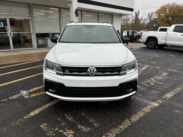 2020 Volkswagen Tiguan SE R-Line Black