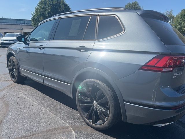 2020 Volkswagen Tiguan SE R-Line Black