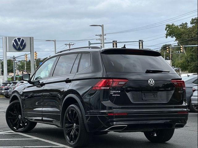 2020 Volkswagen Tiguan SE R-Line Black