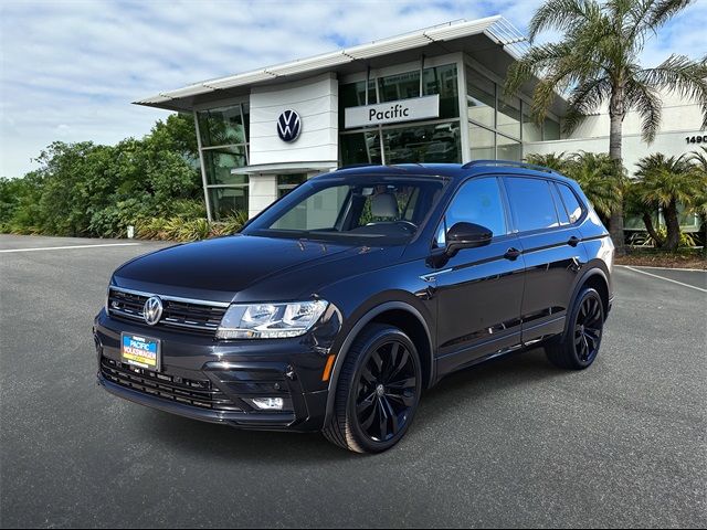 2020 Volkswagen Tiguan SE R-Line Black