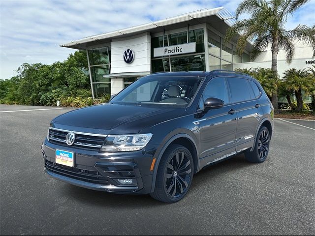 2020 Volkswagen Tiguan SE R-Line Black