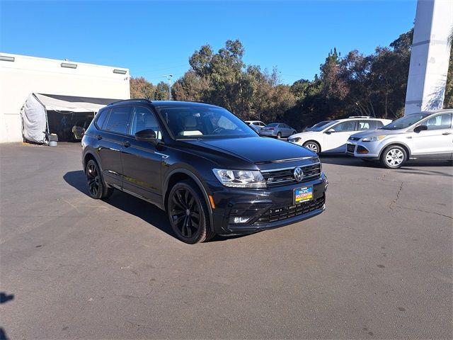 2020 Volkswagen Tiguan SE R-Line Black