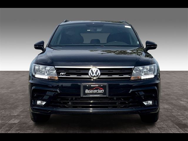 2020 Volkswagen Tiguan SE R-Line Black