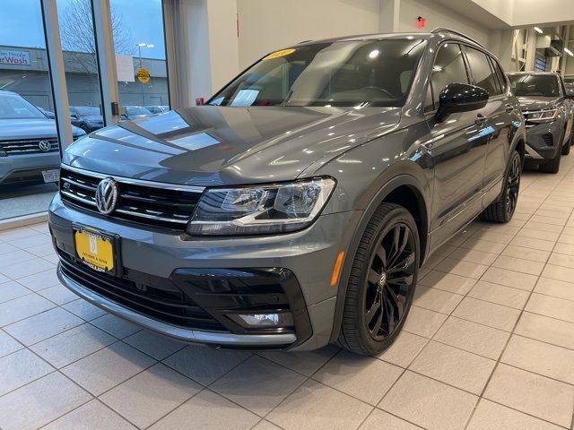 2020 Volkswagen Tiguan SE R-Line Black