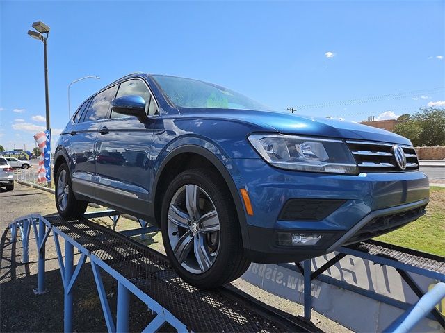 2020 Volkswagen Tiguan SE R-Line Black