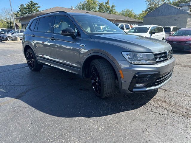 2020 Volkswagen Tiguan SE R-Line Black