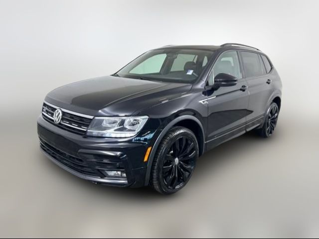 2020 Volkswagen Tiguan SE R-Line Black