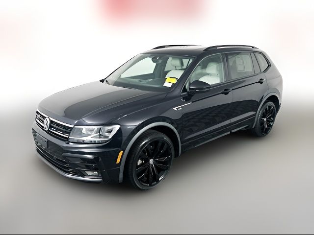 2020 Volkswagen Tiguan SE R-Line Black