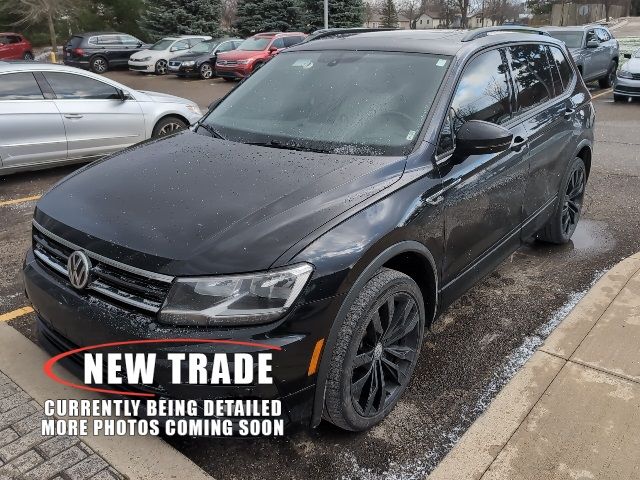 2020 Volkswagen Tiguan SE R-Line Black