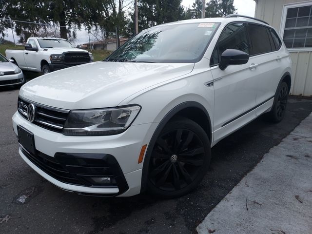 2020 Volkswagen Tiguan SE R-Line Black