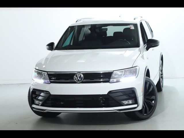 2020 Volkswagen Tiguan SE R-Line Black