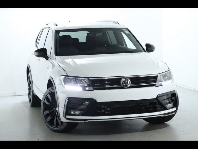 2020 Volkswagen Tiguan SE R-Line Black