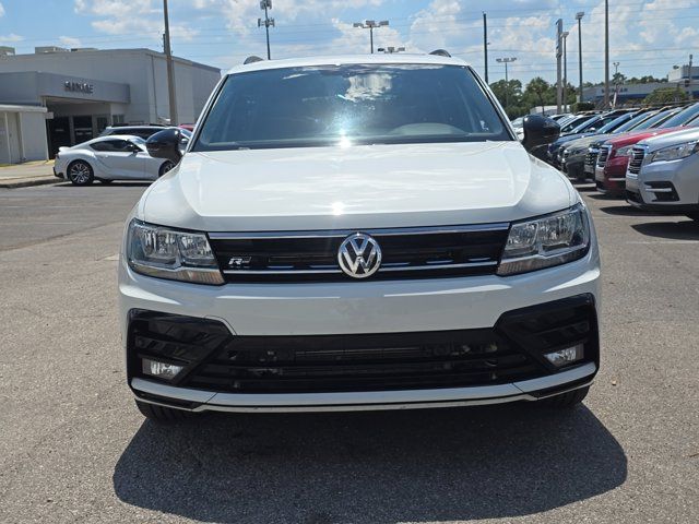 2020 Volkswagen Tiguan SE R-Line Black