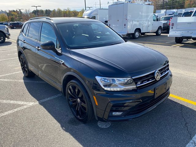 2020 Volkswagen Tiguan SE R-Line Black