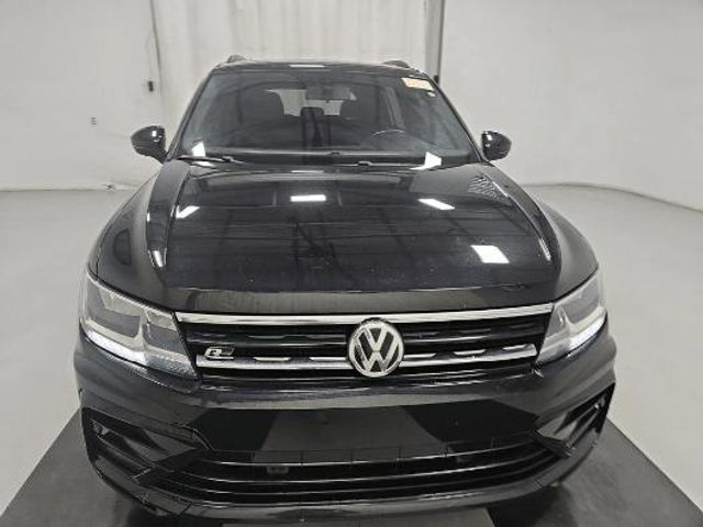 2020 Volkswagen Tiguan SE R-Line Black