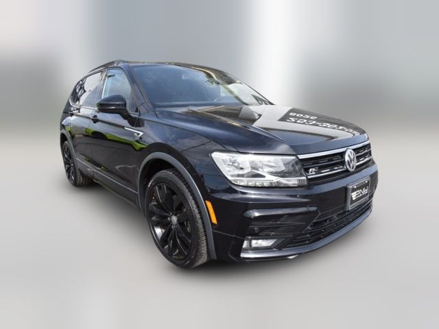 2020 Volkswagen Tiguan SE R-Line Black