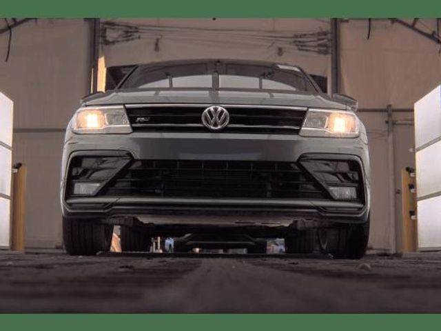 2020 Volkswagen Tiguan SE R-Line Black