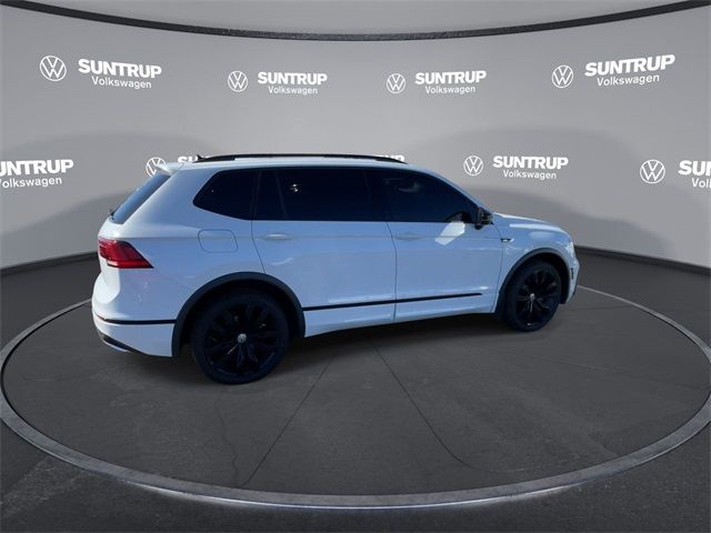 2020 Volkswagen Tiguan SE R-Line Black