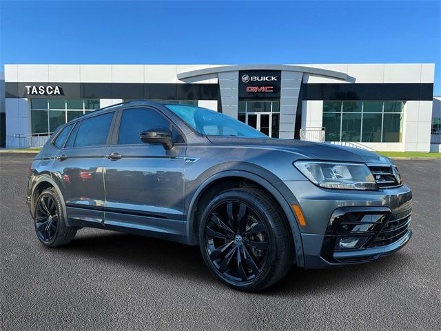 2020 Volkswagen Tiguan SE R-Line Black