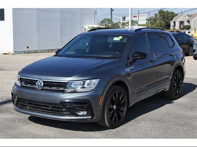 2020 Volkswagen Tiguan SE R-Line Black